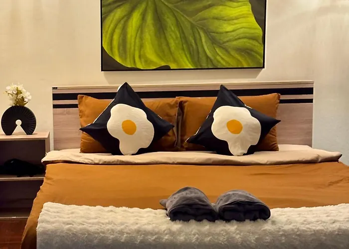Private House 3 Beds + Double Beds In Heart Of Phromphong Villa *